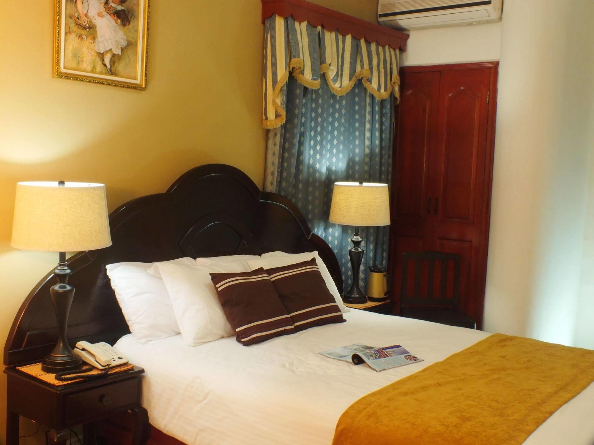 Hotel Puerta Del Sol David Zewnętrze zdjęcie